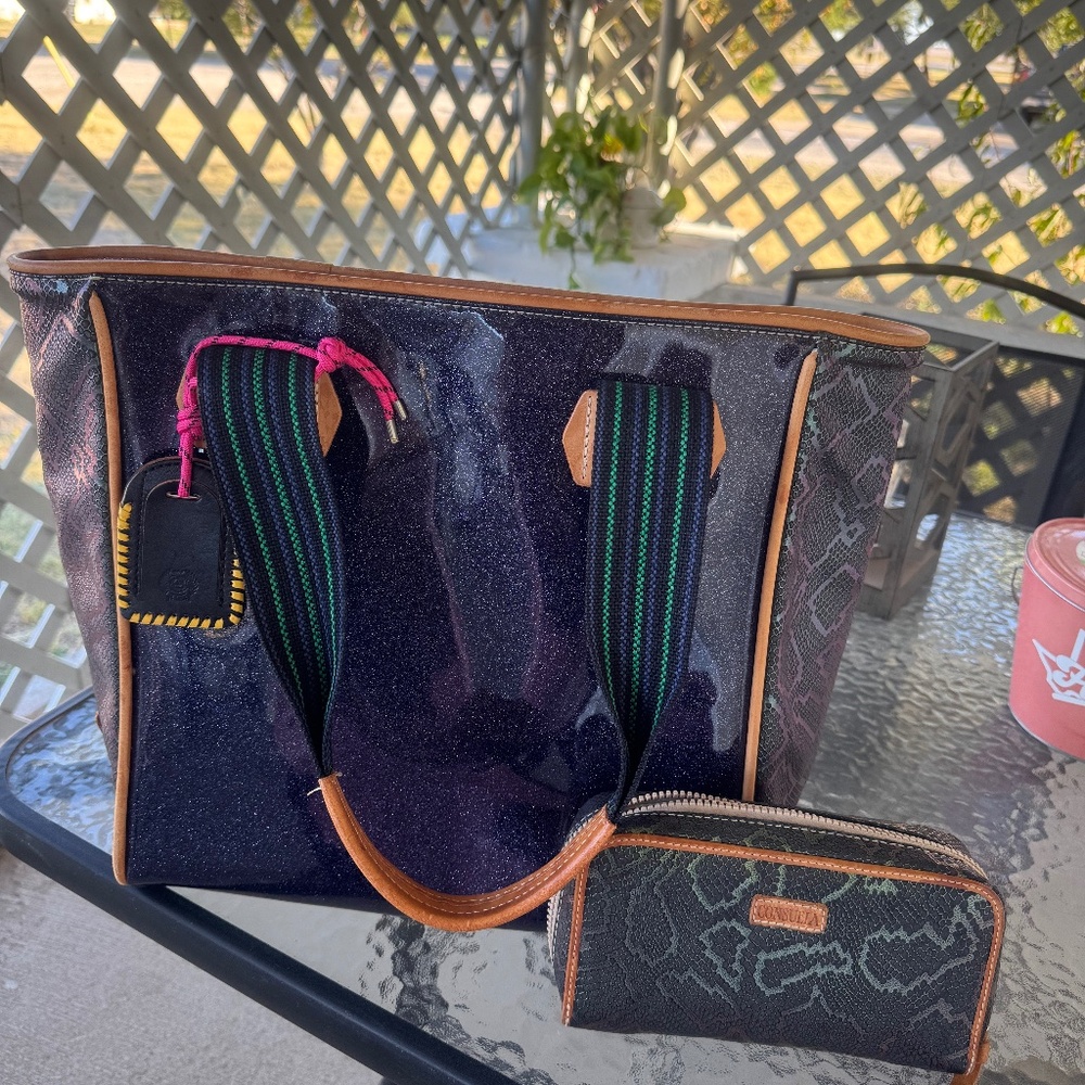 Consuela Tote & Wallet